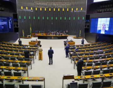 Deputados aprovam texto-base do projeto de ajuda ao setor de eventos; falta votar destaques