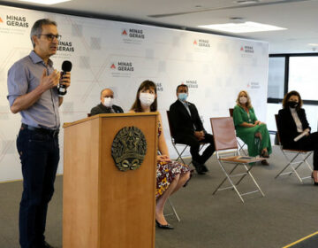 Romeu Zema lança programa para dar oportunidade de empregos a mineiros em extrema pobreza