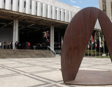 Prefeita cobra definições para saúde e economia na pandemia em reunião com presidente da ALMG
