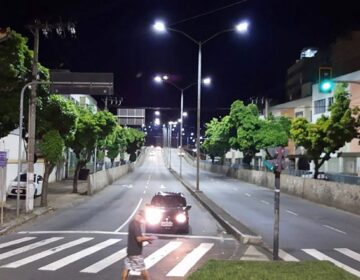 Viaduto Augusto Franco recebe luminárias LED