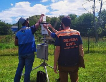 Os pluviômetros de Juiz Fora recebem manutenção nesta semana