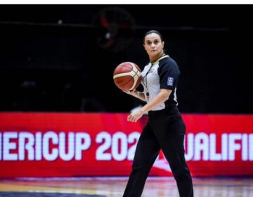 Árbitra brasileira não se cansa de pioneirismo no basquete