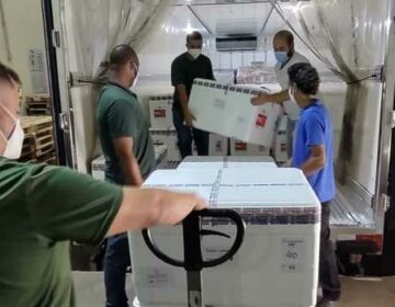 Estado recebe 589.800 doses e vai ampliar imunização de idosos e Forças de Segurança