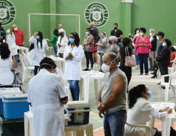 Acontece no Sport e no RU, a vacinação contra Covid-19 de pessoas com comorbidade e deficiência permanente entre 18 e 40 anos  