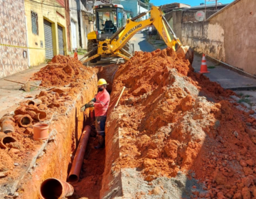 Mais 350 metros de novas redes de esgoto é instalado no bairro Vila Ideal 