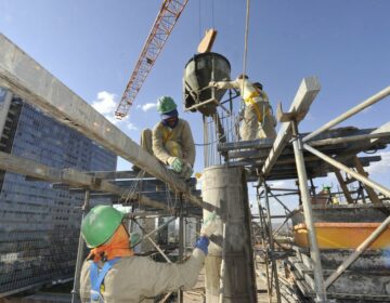 Projeção de crescimento do PIB em 2021 passa de 3,2% para 3,5%