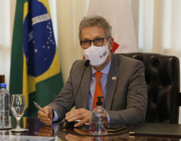 Romeu Zema e ministro do Meio Ambiente lançam edital para melhorar destinação do lixo em Minas Gerais