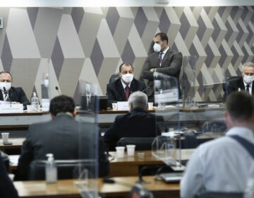 Pazuello passa mal e depoimento na CPI é suspenso até amanhã