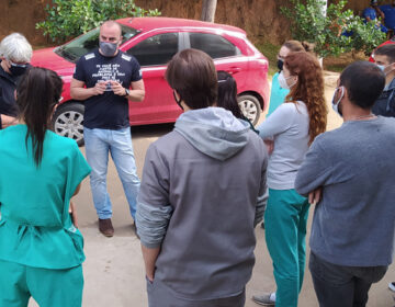 Doação de 800 doses de vacina para cães é feita ao Canil Municipal