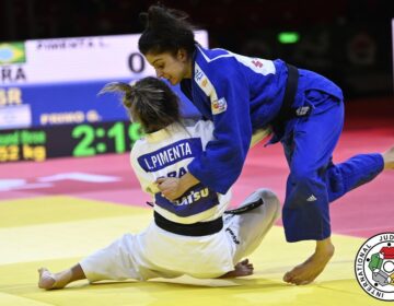 Larissa Pimenta para nas oitavas de final do Mundial de Judô