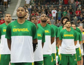 Pré-Olímpico: Aleksandar Petrovic define os 14 que viajam para Split, na Croácia