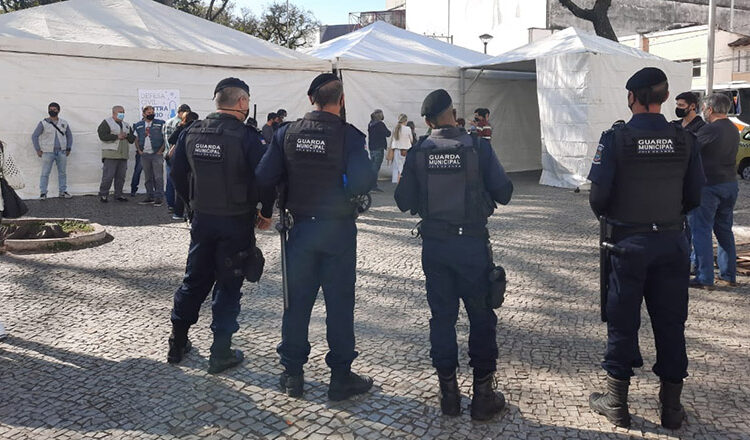 Guarda atua em apoio a ações de proteção contra o frio intenso