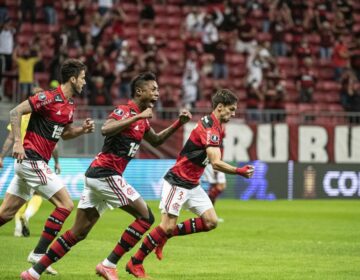 Com torcida, Flamengo bate Defensa y Justicia e avança na Libertadores