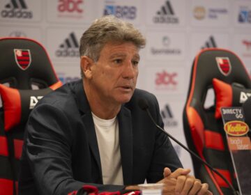 Renato Gaúcho é apresentado oficialmente como técnico do Flamengo