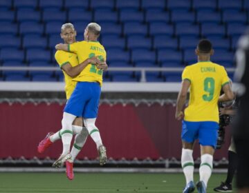 Richarlison brilha e Brasil vence Alemanha na estreia da Olimpíada