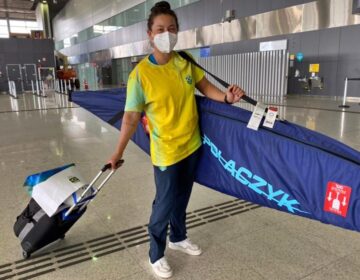 Ana Sátila, da canoagem slalom, é a primeira atleta do Brasil a embarcar para Tóquio