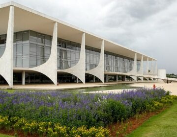 Governo veta projeto que assegurava repasses ao terceiro setor na pandemia