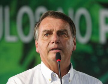Bolsonaro reafirma que vetará fundo eleitoral de 2022