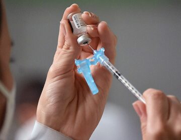 Campanha de vacinação contra Covid-19 é direcionada para aplicação de segundas doses nesta 5ª, 26