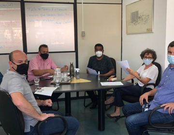 Executivo e Legislativo dialogam sobre implementação de sinal de telefonia móvel em distritos