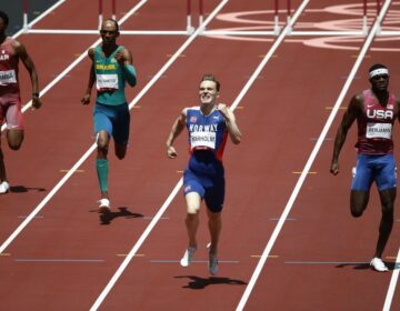 Atletismo olímpico tem dia incrível com quebra de recordes