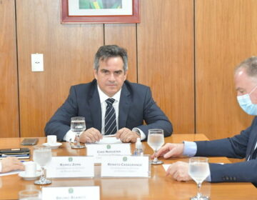 Romeu Zema se reúne com ministros para discutir repactuação do acordo em decorrência da tragédia de Mariana