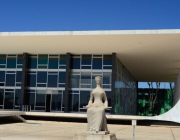 Governadores divulgam nota em defesa de ministros do STF