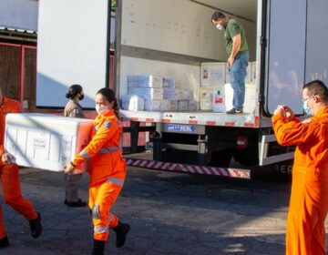 Minas Gerais entrega 43ª remessa de vacinas às Regionais de Saúde