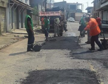 Empav atua nos serviços de recomposição asfáltica no bairro Parque Guarani