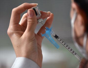 Secretaria de Saúde prossegue com vacinação da AstraZeneca