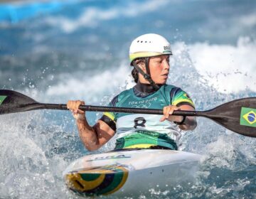 Ana Sátila é prata em etapa da Copa do Mundo de canoagem slalom