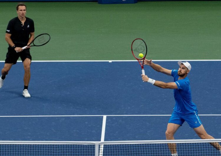 US Open: Bruno Soares vai à decisão de duplas masculinas e mira o tri