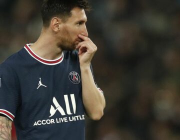 Lesão no joelho tira Messi de jogo do Campeonato Francês