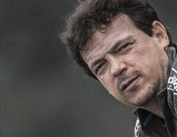 Vasco anuncia Fernando Diniz como novo técnico