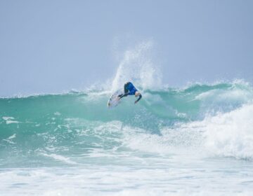 Tatiana Weston-Webb leva o vice no Circuito Mundial de Surfe feminino