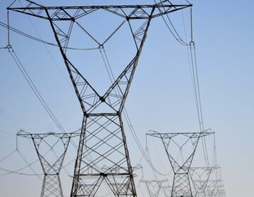 Presidente edita decreto para estudos para expandir sistema energético