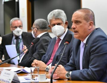 Ministro do Trabalho espera criação de 2,5 milhões de empregos formais até o fim do ano