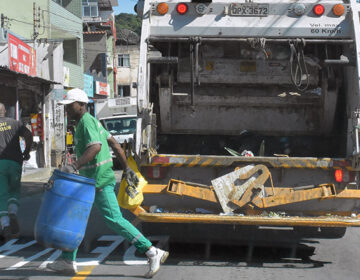 Coletas seletiva e de lixo domiciliar serão interrompidas no feriado de terça-feira