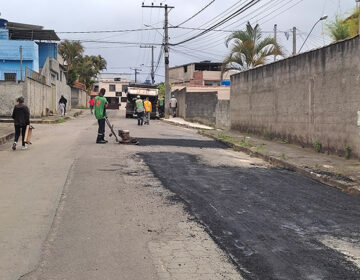 Empav realiza operação tapa-buraco no bairro Caiçaras