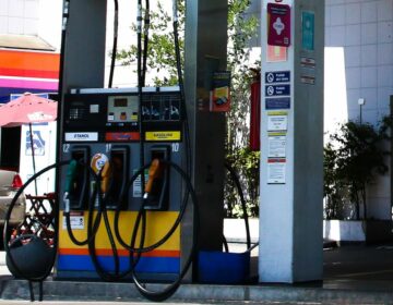 Preços de gasolina e diesel aumentam nas refinarias