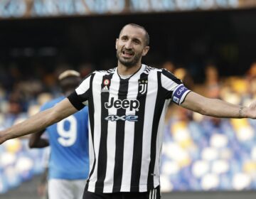 Chiellini diz que tem “vergonha” de ofensas racistas a trio do Napoli