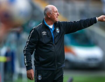 Felipão deixa comando técnico do Grêmio após derrota para Santos