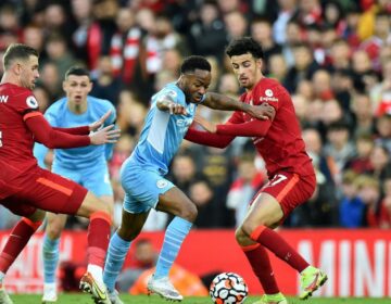 City e Liverpool empatam em 2 a 2 em jogo eletrizante no Anfield