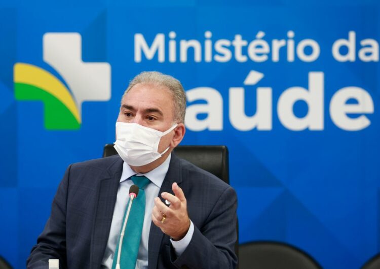 Ministro da Saúde testa negativo para covid-19