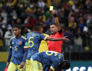 Conmebol suspende três árbitros por erros graves em jogos do Brasil