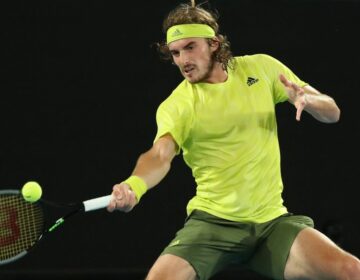 Tsitsipas desiste do ATP Finals devido a lesão no cotovelo direito