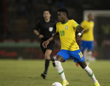 Tite convoca Vinícius Jr para seleção após corte de Firmino por lesão