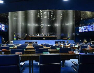 Senado aprova dia nacional em homenagem às vítimas da covid-19