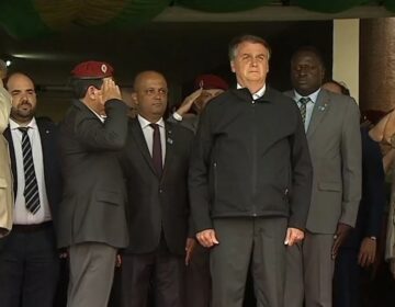 Presidente diz que Brasil e o mundo não aguentam um novo lockdown