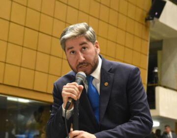 Cidadania expulsa deputado Fernando Cury por importunação sexual